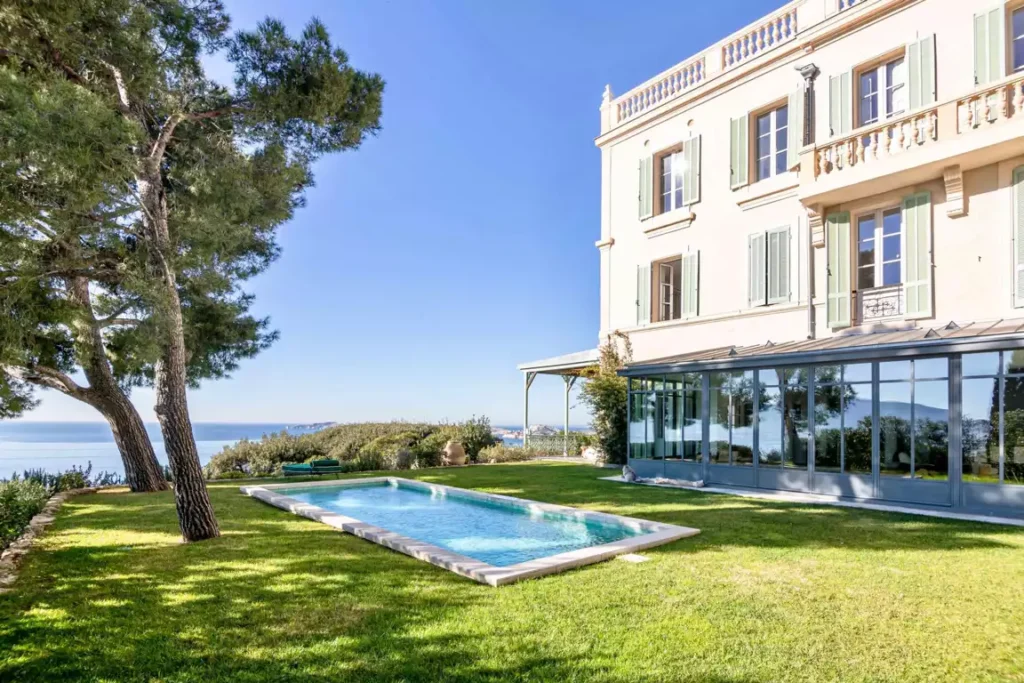 Villa avec vue sur la mer