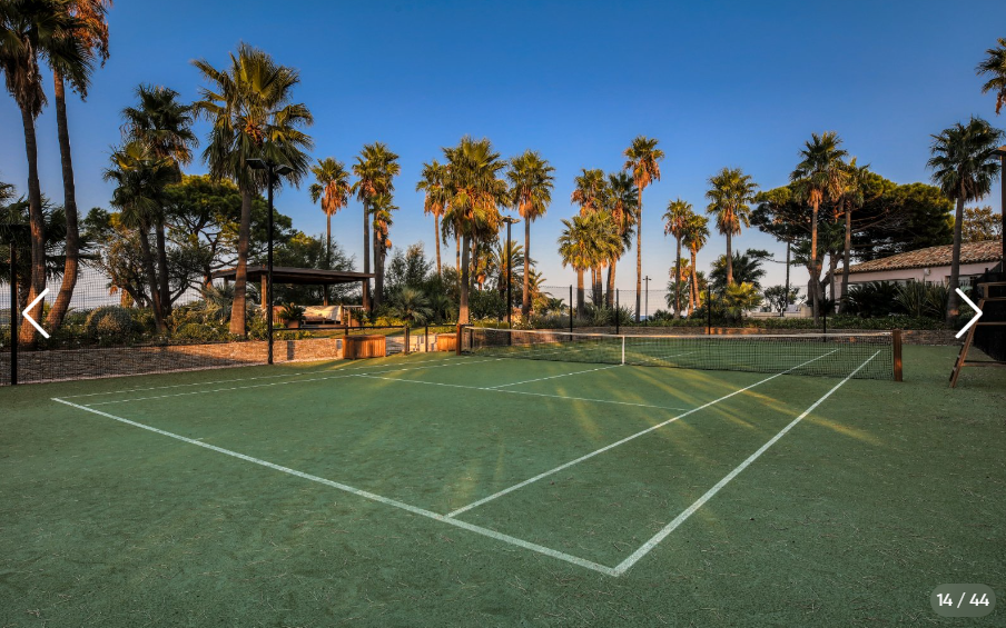 Terrain de tennis de la Villa Celestia