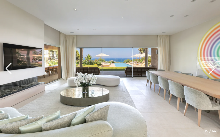 Salon de la Villa Celestia